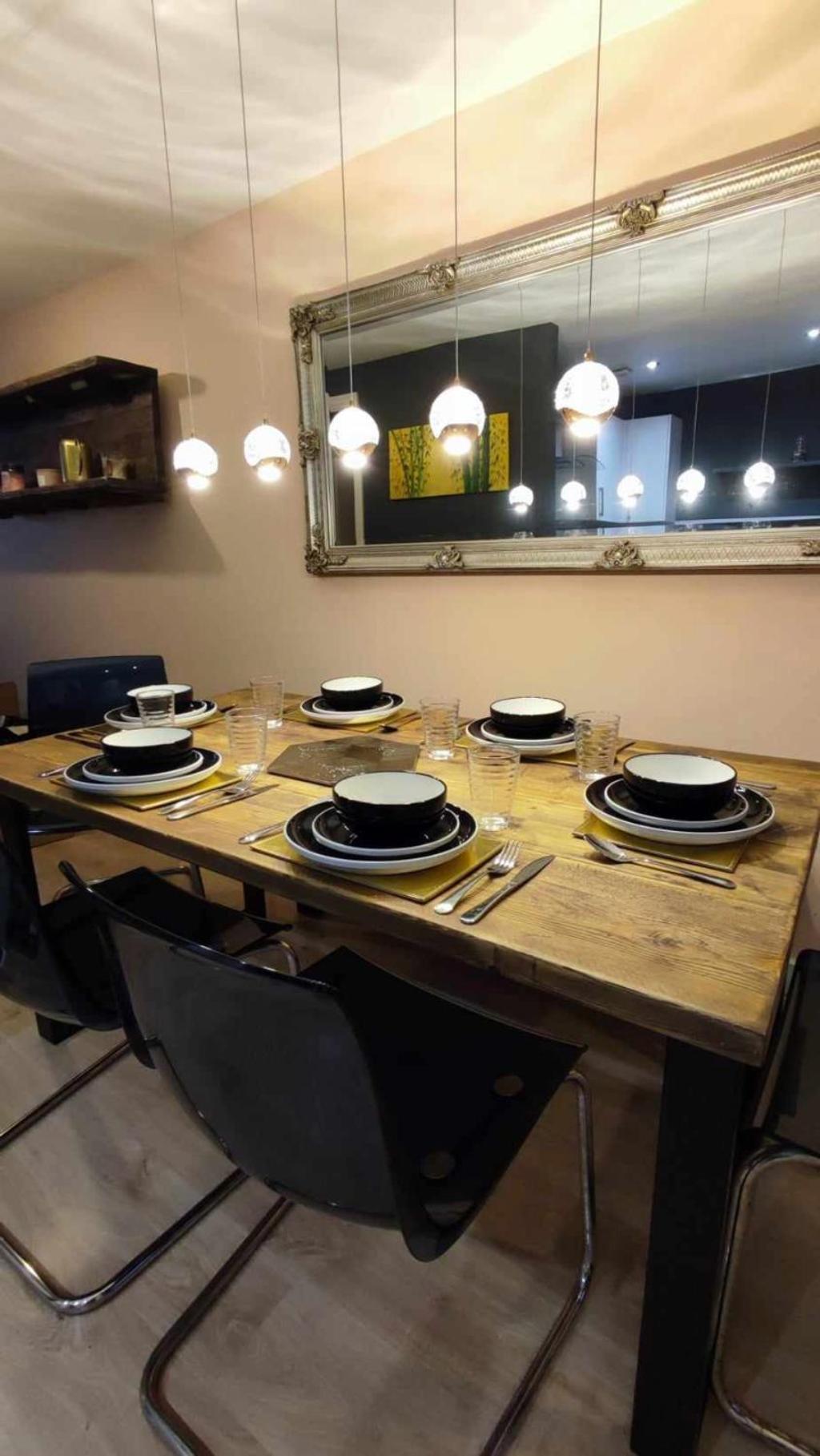 Duplex Apartment In Leeds With King Size Bed - Long Stay Rates Available Dış mekan fotoğraf